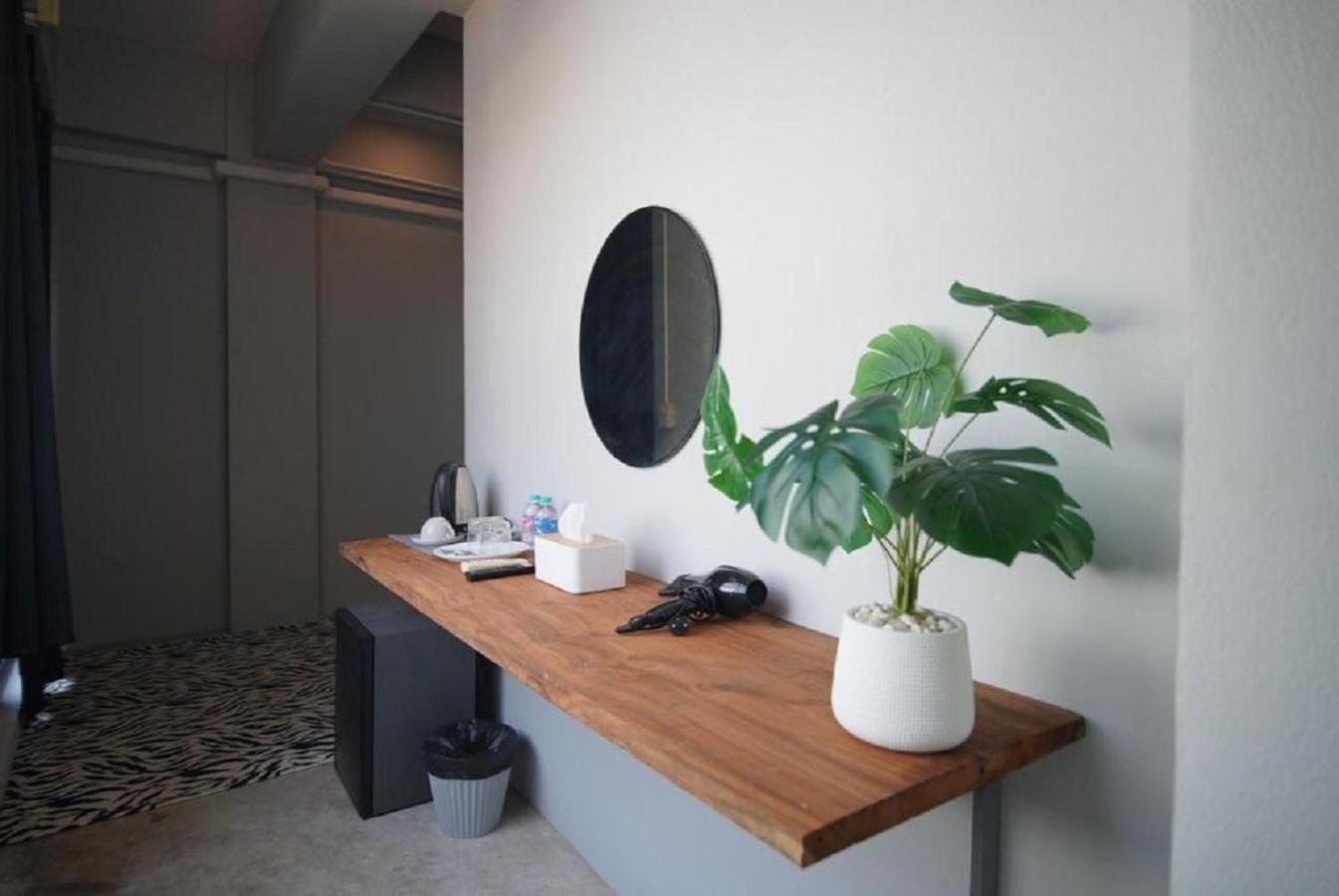 The Character Yaowarat V เดอะ คาแรคเตอร์ เยาวราช 3 Apartment Bangkok Luaran gambar